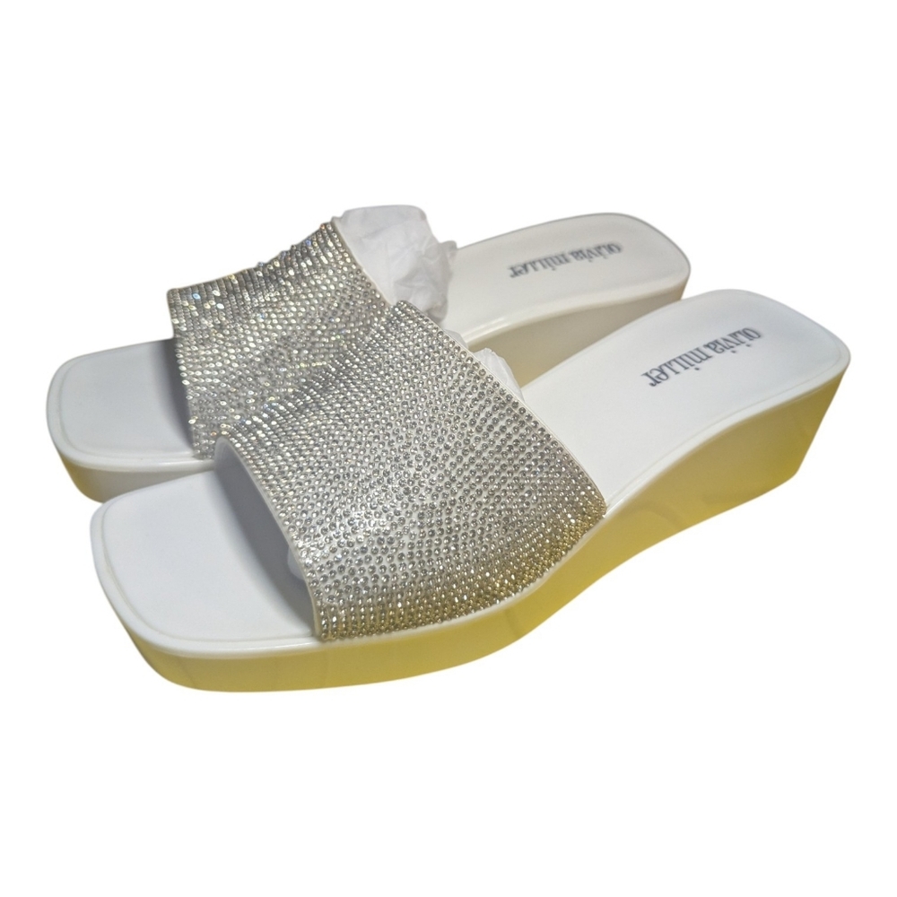 Olivia Miller Slip On Sandals Women's Sz 10 Wedges White Rhinestones
